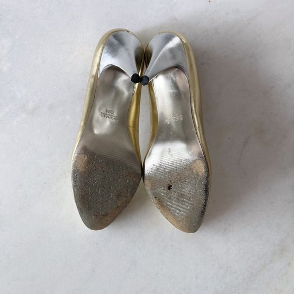 Michael Kors gold & silver leather high heel shoes / pumps, shiny metallic v toe - Picture 9 of 9